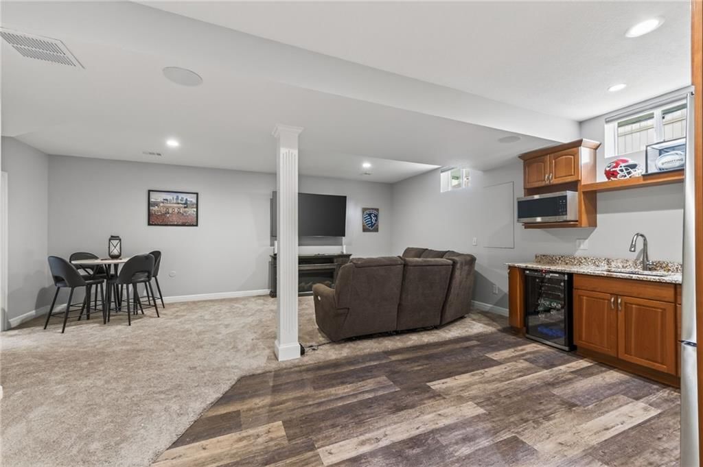 8502 NE 100th Terrace — photo 43