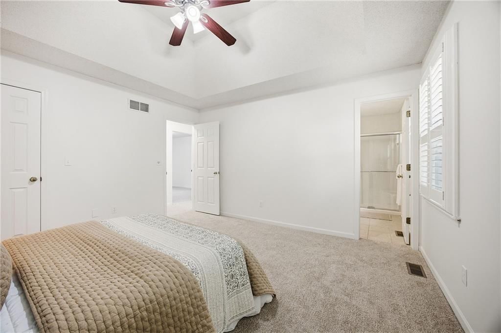 15209 LAMAR Avenue — photo 15