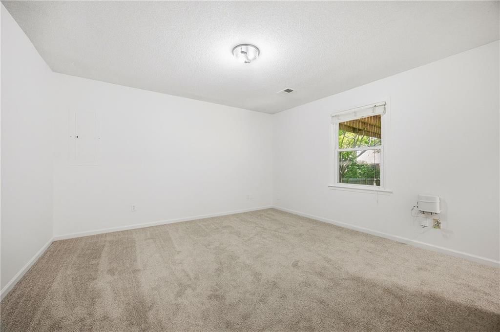 15209 LAMAR Avenue — photo 22
