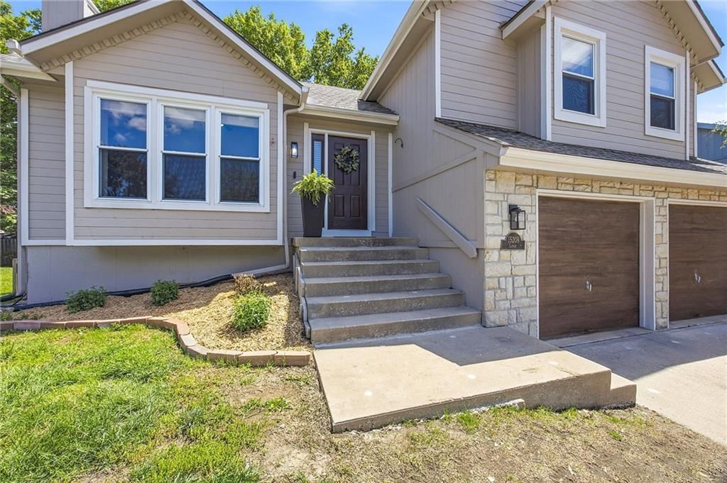 15209 LAMAR Avenue — photo 31