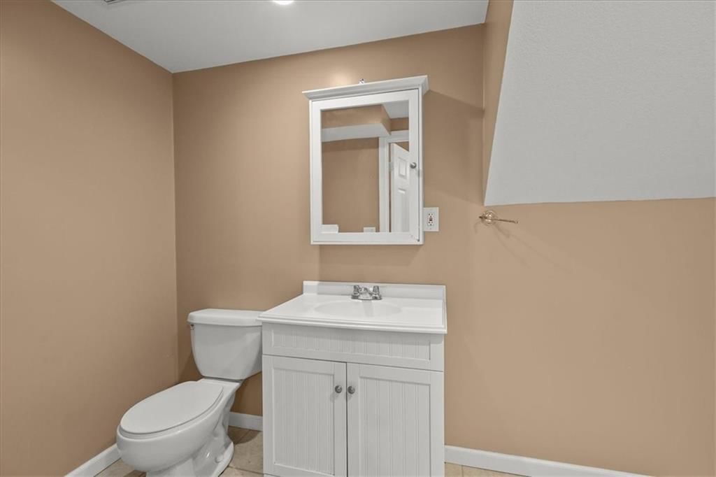 420 NE Victoria Circle — photo 24
