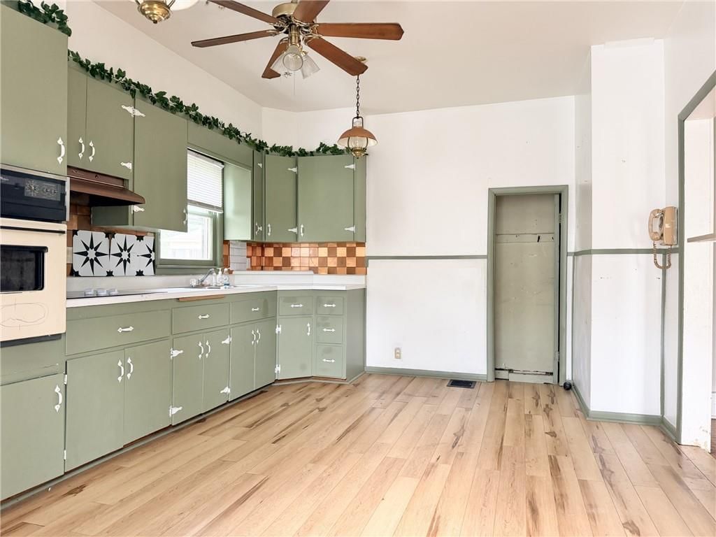1428 Cedar Street — photo 10