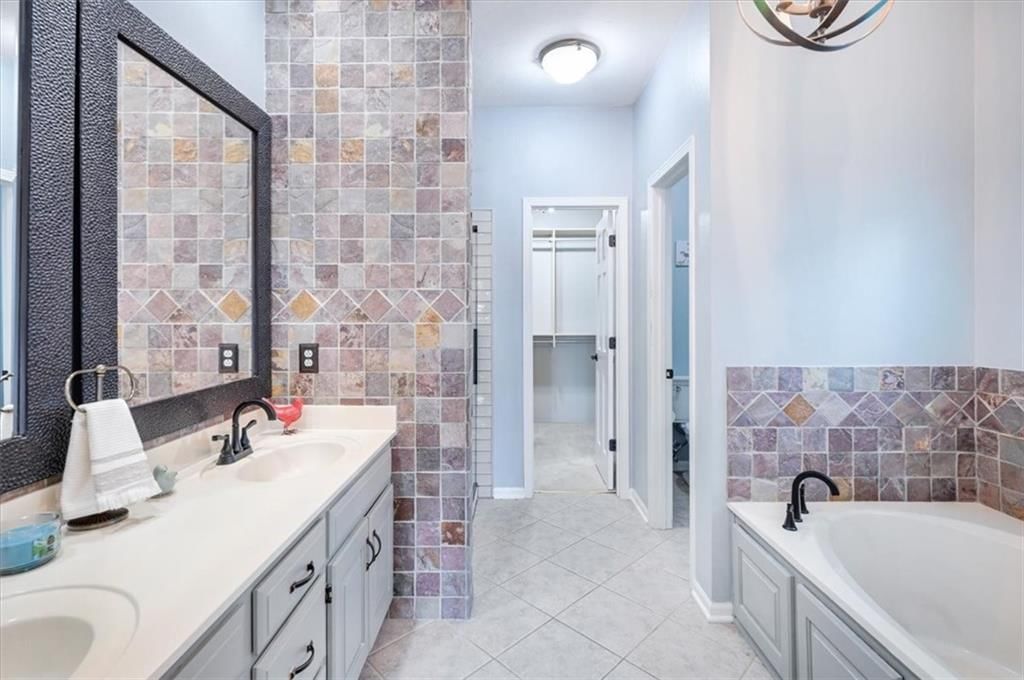 18152 Cypress Bend N/A — photo 23