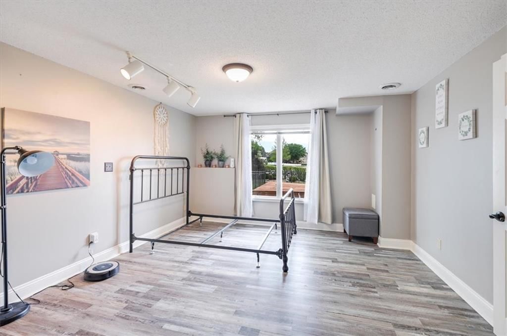 18152 Cypress Bend N/A — photo 29