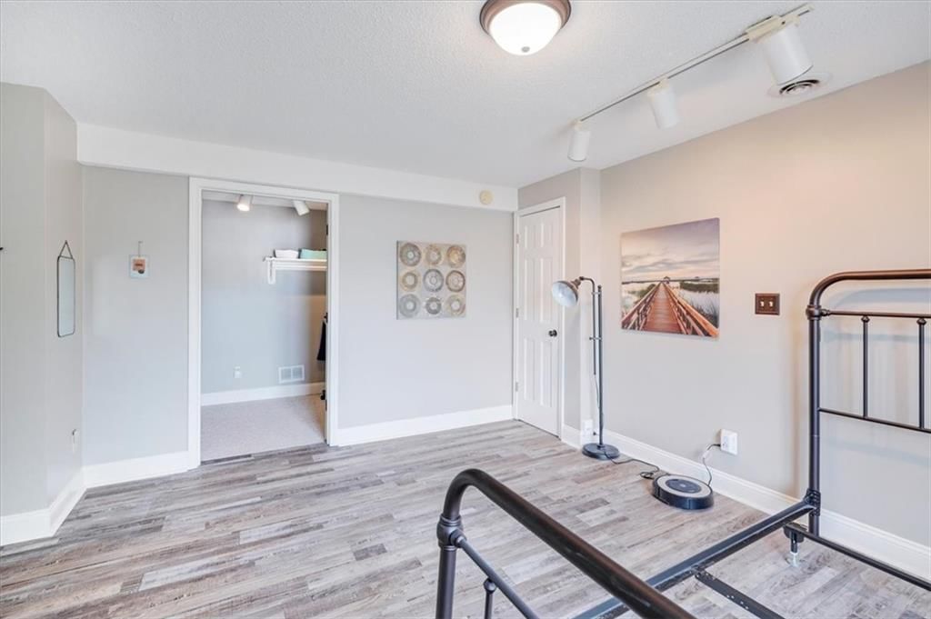 18152 Cypress Bend N/A — photo 30