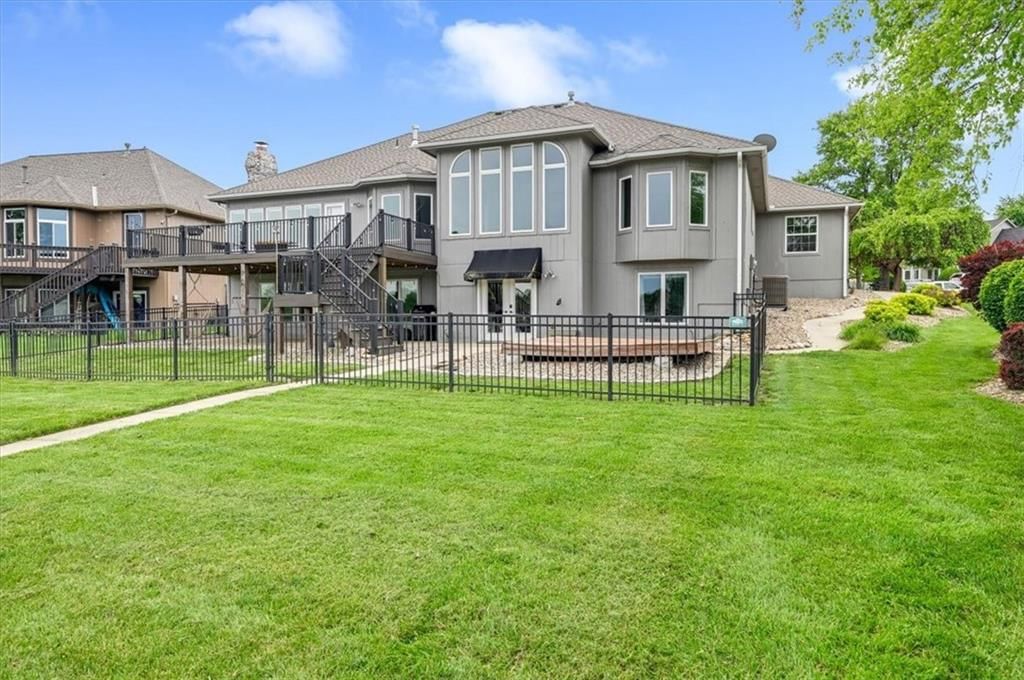 18152 Cypress Bend N/A — photo 38
