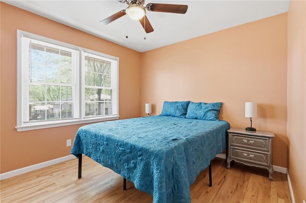 5037 N Michigan Avenue — photo 15