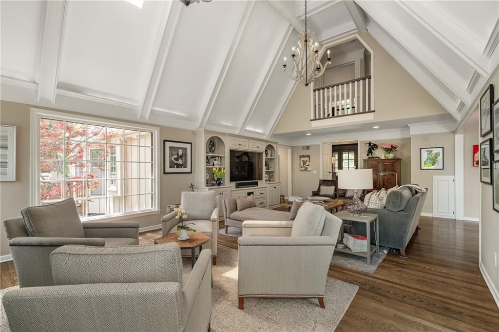 8525 Briar Lane — photo 10