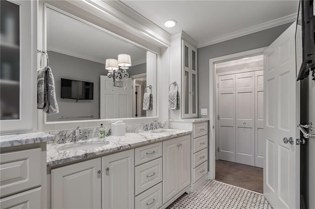 8525 Briar Lane — photo 33