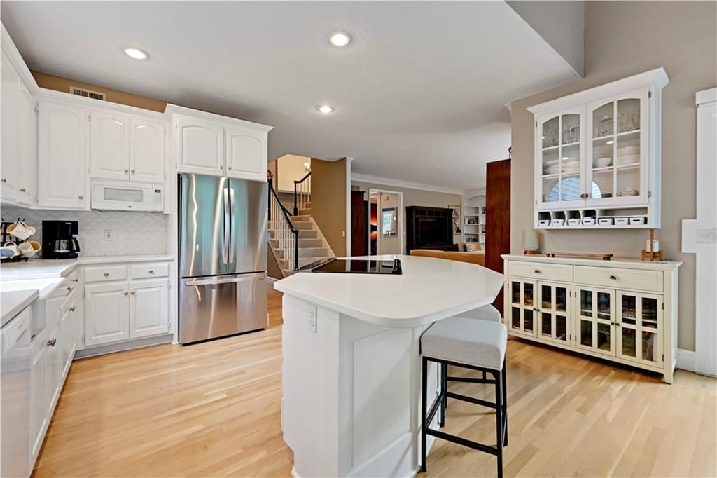 5412 W 132 Terrace — photo 13