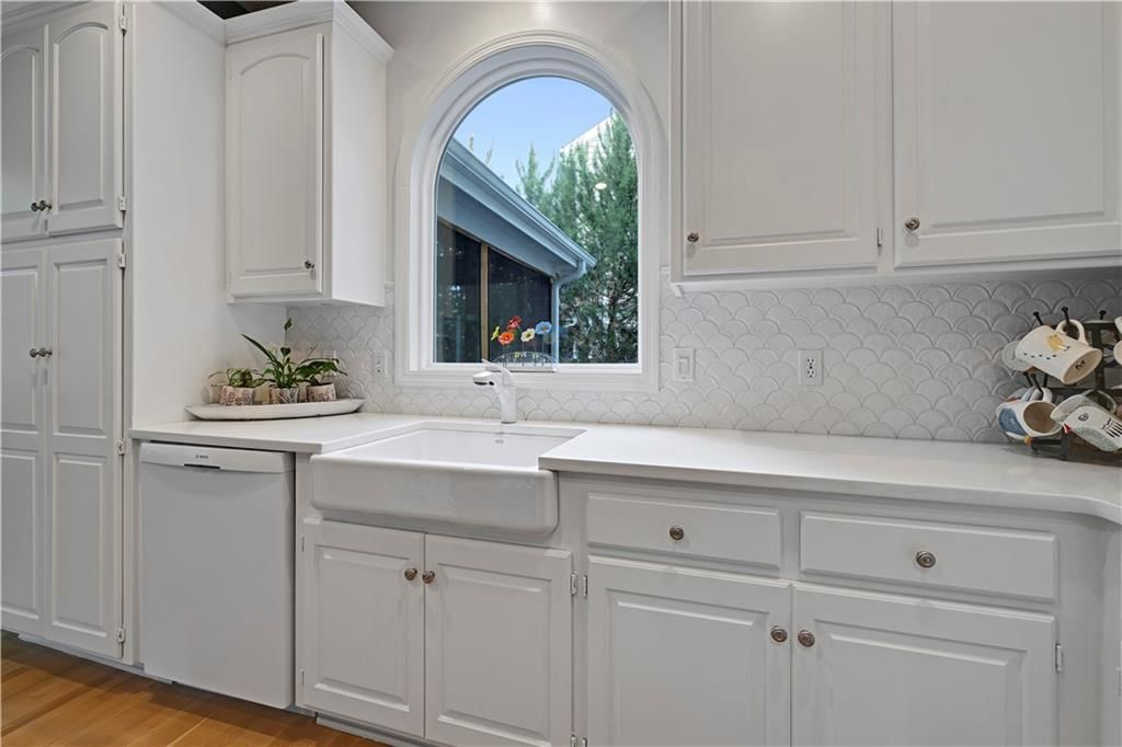 5412 W 132 Terrace — photo 14