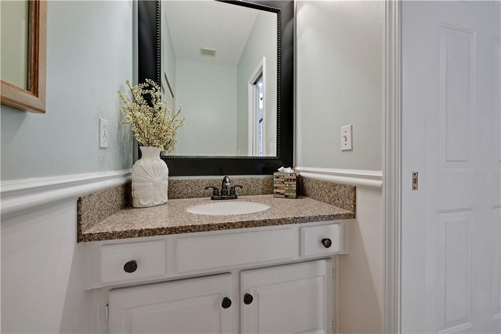 5412 W 132 Terrace — photo 21
