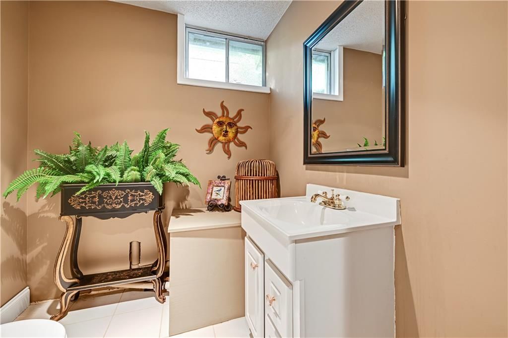 5412 W 132 Terrace — photo 40