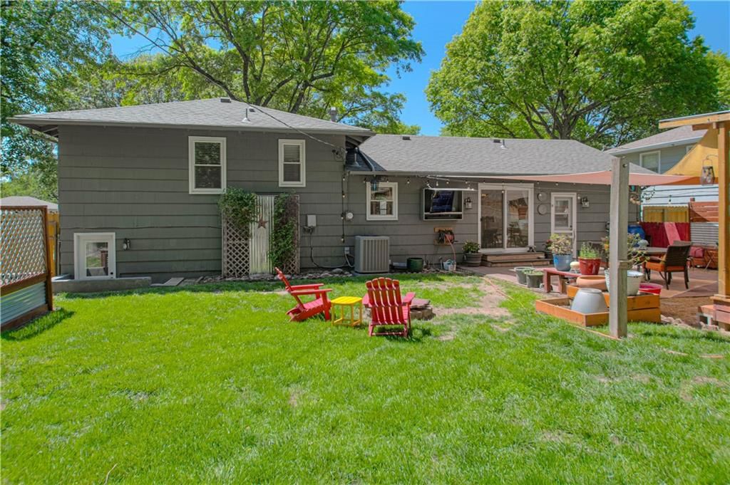 7113 Slater Street — photo 37