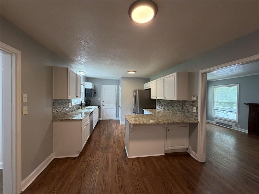 9612 Holmes Road — photo 8