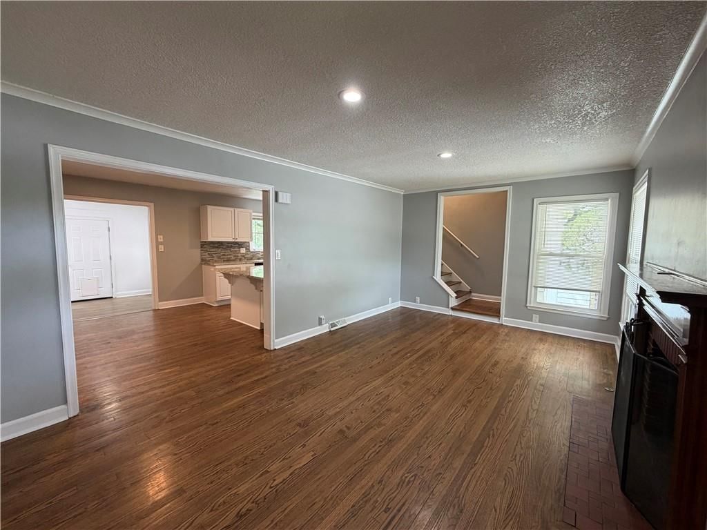 9612 Holmes Road — photo 10