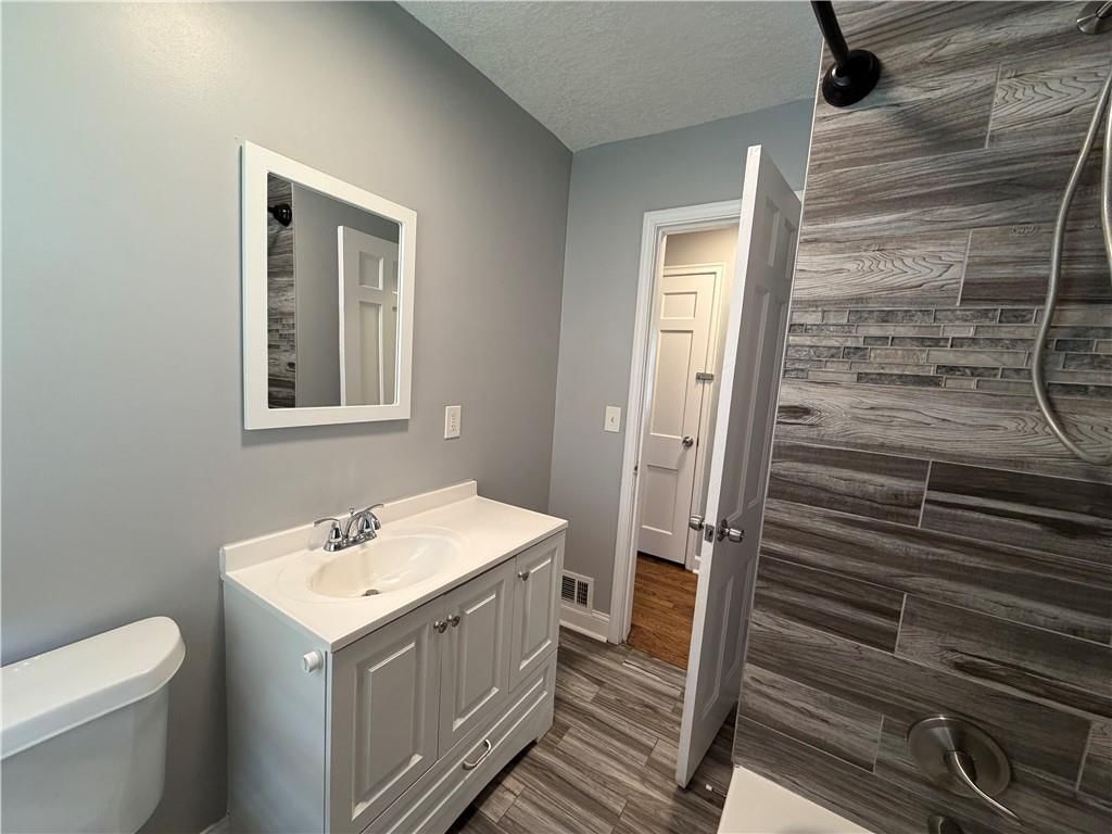 9612 Holmes Road — photo 12