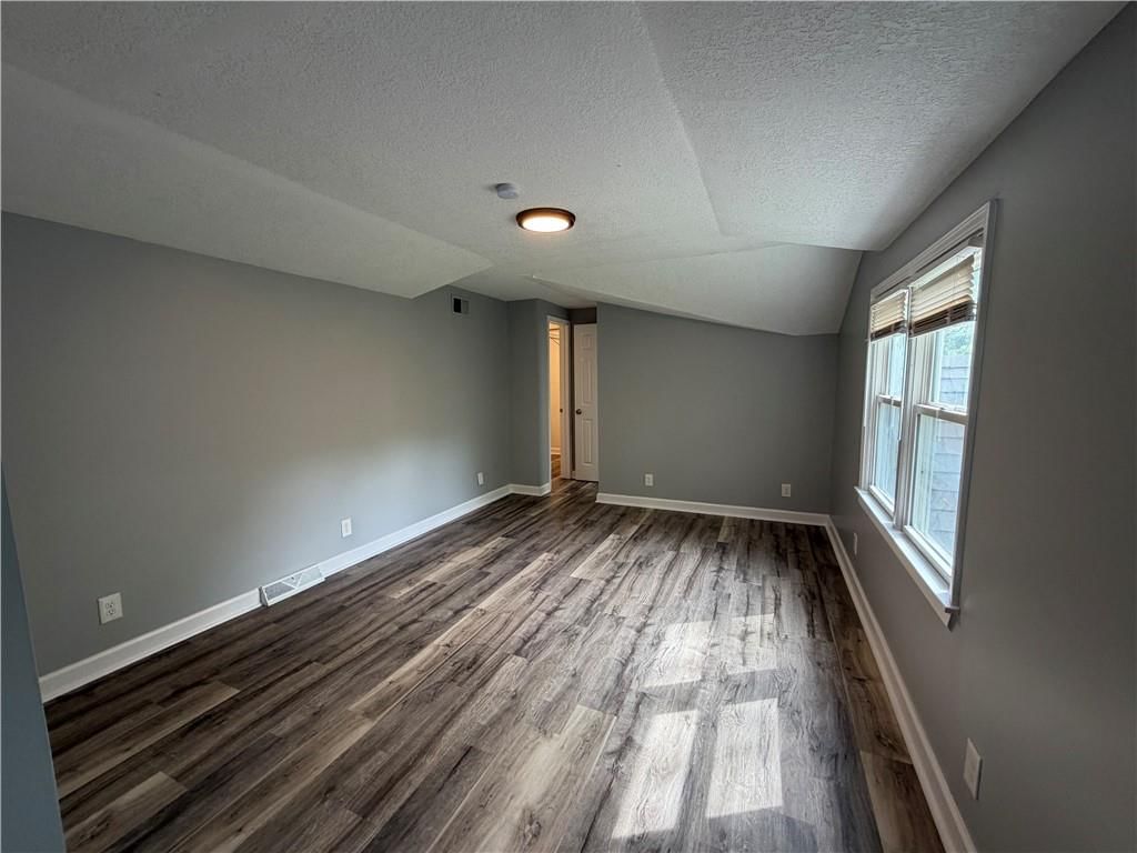 9612 Holmes Road — photo 20