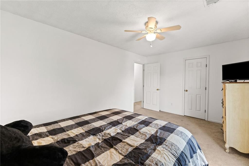 7912 N Olive Street — photo 29