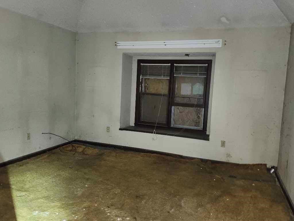 2027 S 18th Street — photo 13