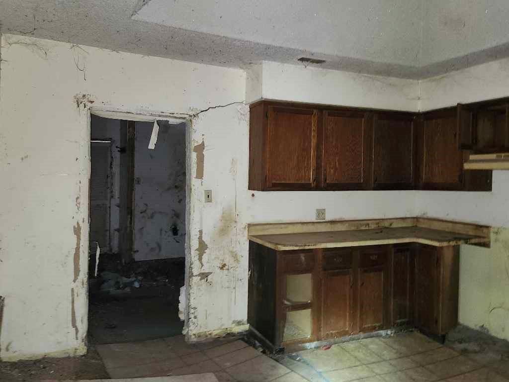 2027 S 18th Street — photo 14