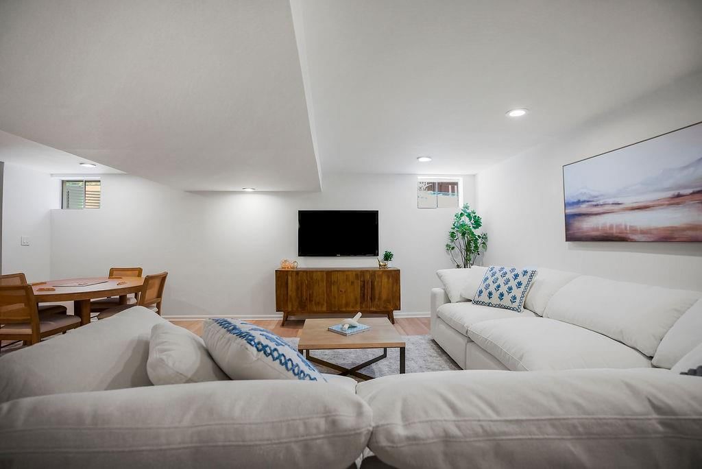 10107 W 121st Street — photo 30