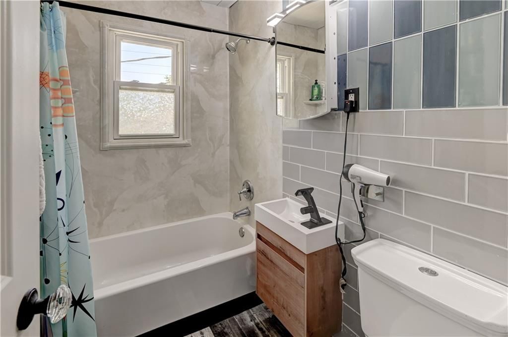 8201 E 110th Street — photo 14
