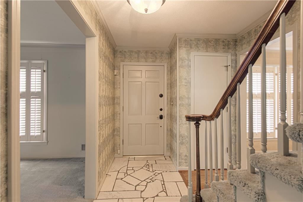 712 W 121st Street — photo 3