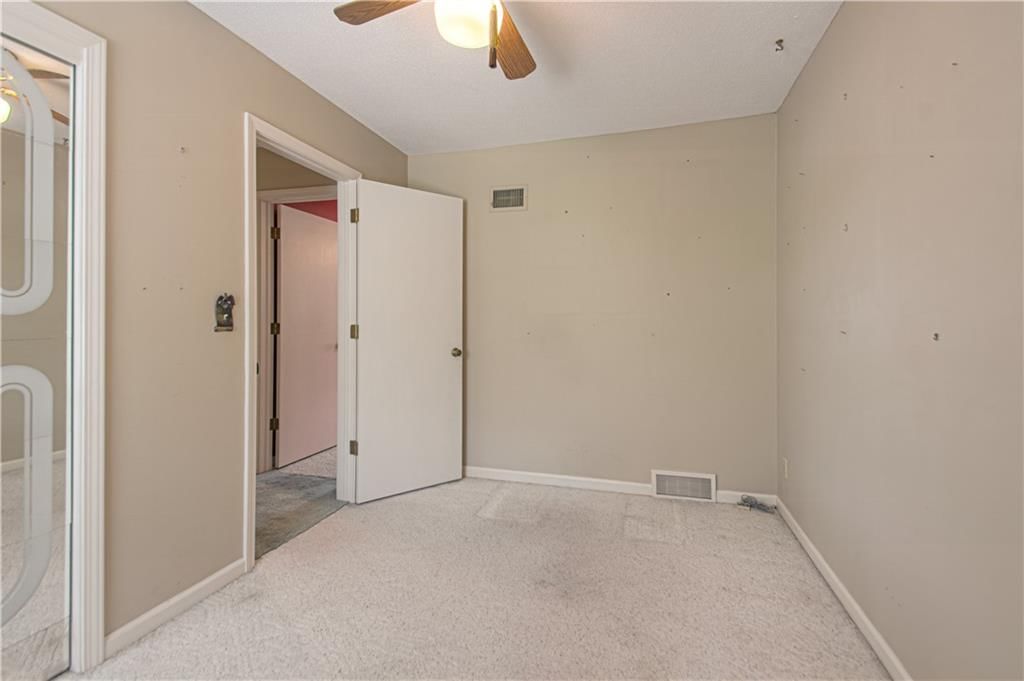712 W 121st Street — photo 27