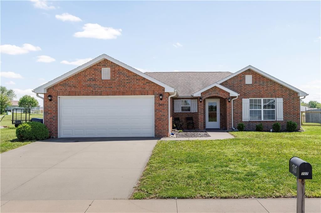 707 Landon Drive — photo 4