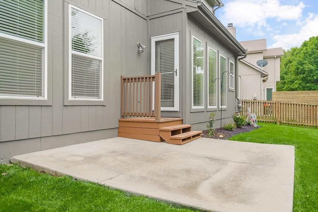 16056 S Stagecoach Drive — photo 34