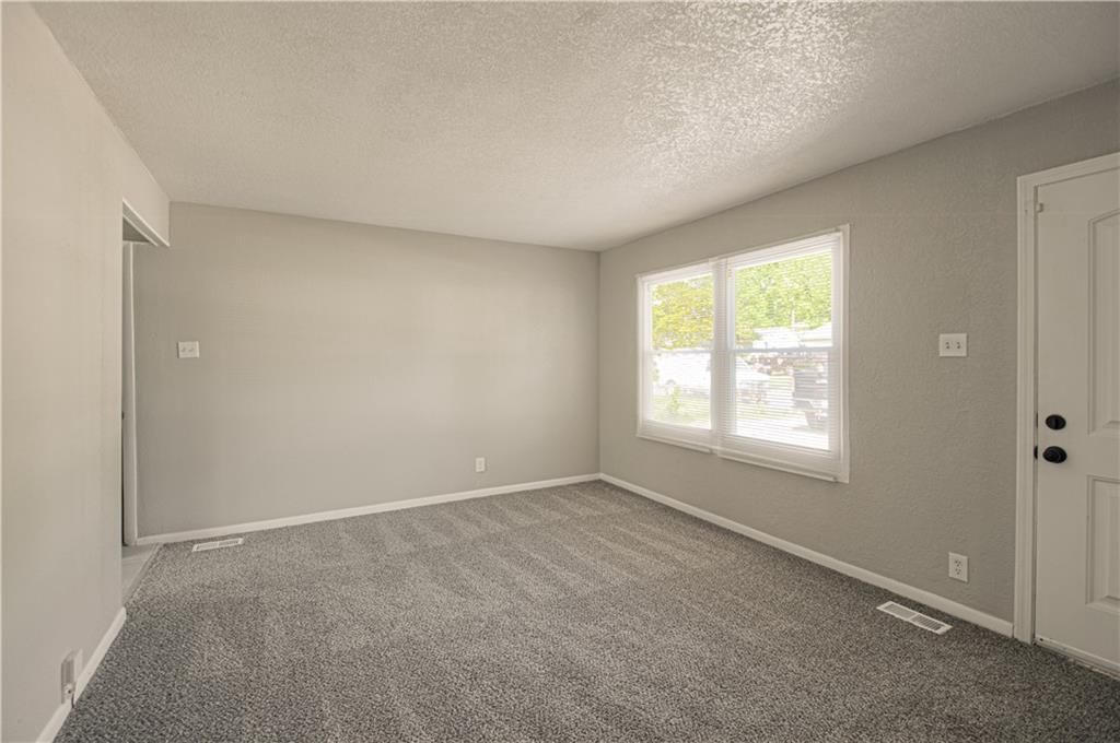 15324 Fuller Avenue — photo 5