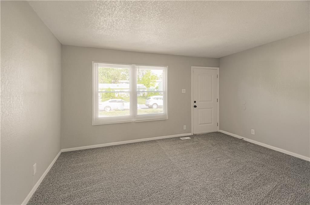 15324 Fuller Avenue — photo 6