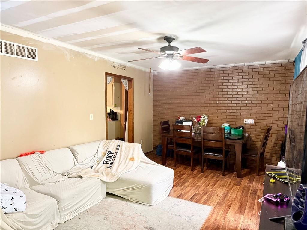 145 Nolker Drive — photo 3