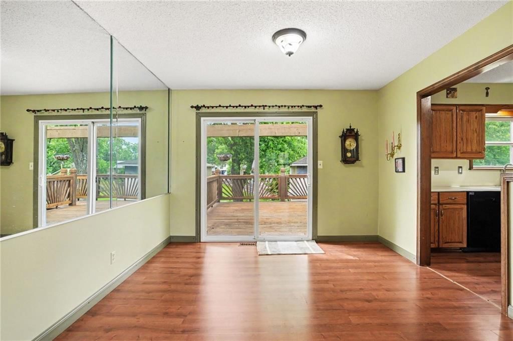 715 S Sheridan Road — photo 6