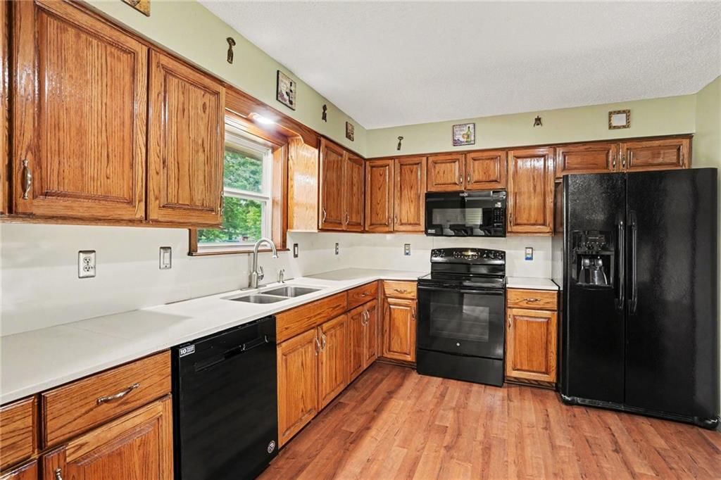 715 S Sheridan Road — photo 8