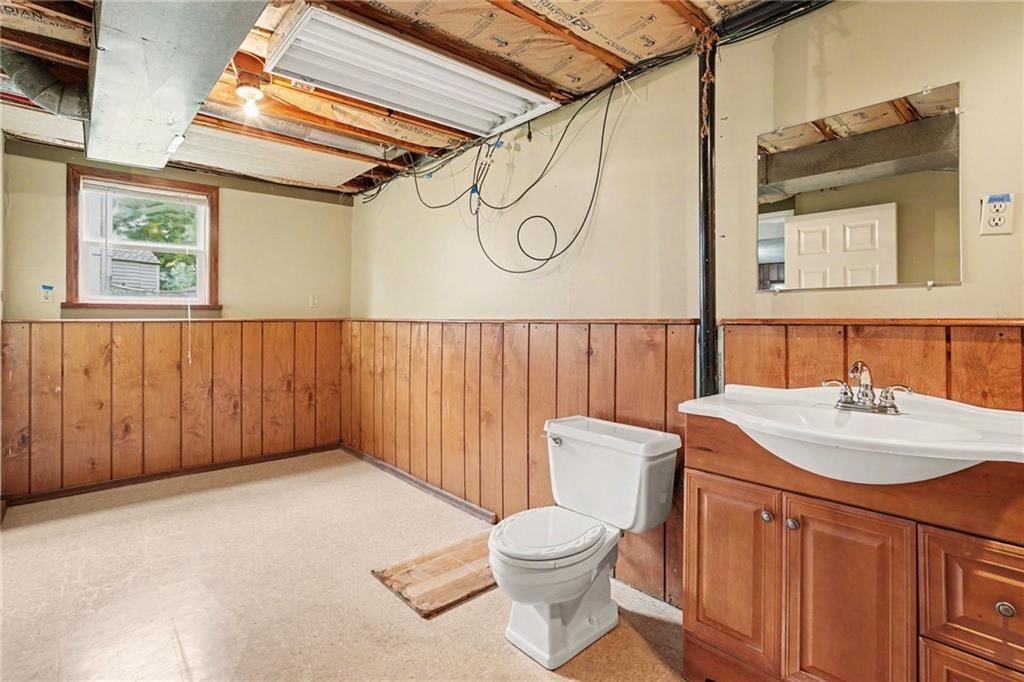 715 S Sheridan Road — photo 19