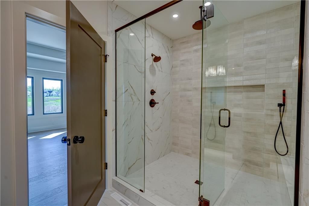 573 South Shore Drive — photo 34