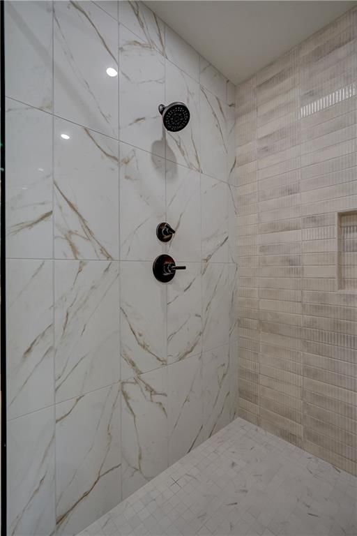 573 South Shore Drive — photo 35