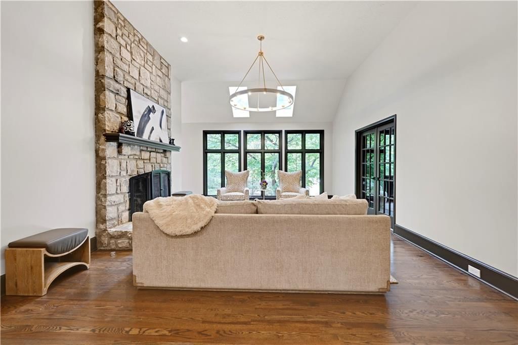 13037 Catalina Street — photo 7