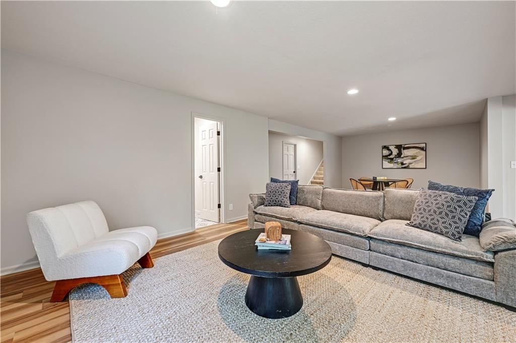 13037 Catalina Street — photo 43
