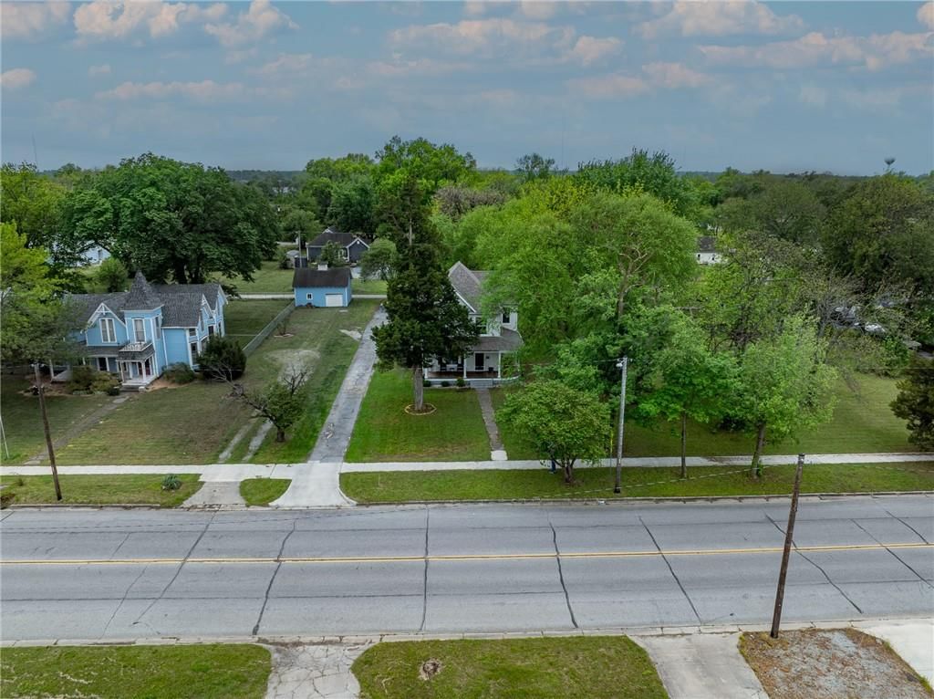 618 E Maple Street — photo 25