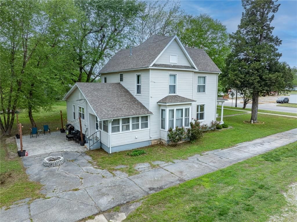 618 E Maple Street — photo 30