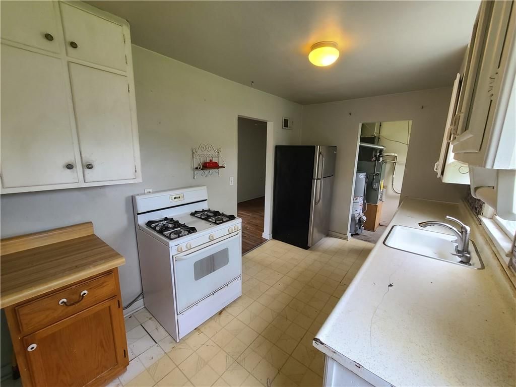 103 Grant Drive — photo 4