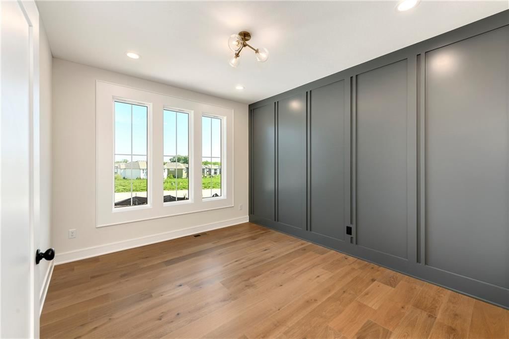 3949 SW Flintrock Drive — photo 3