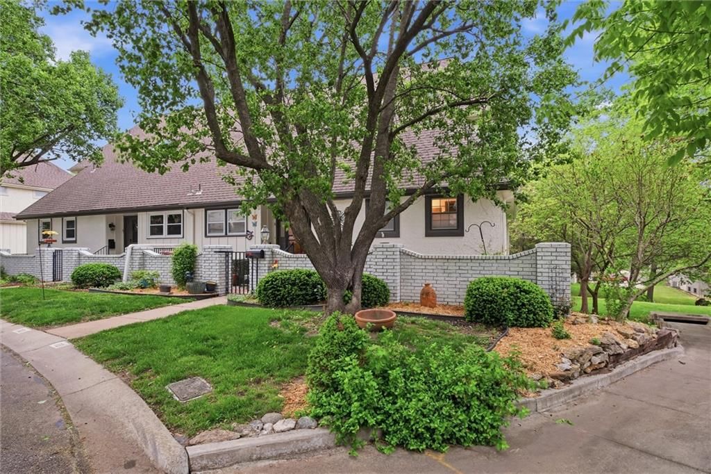70 Woodbridge Lane — photo 3