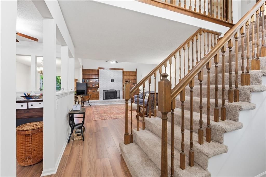 70 Woodbridge Lane — photo 4