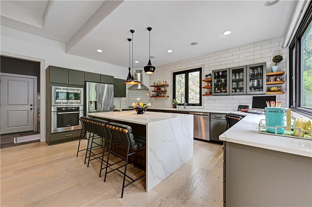 5703 W 128th Street — photo 22