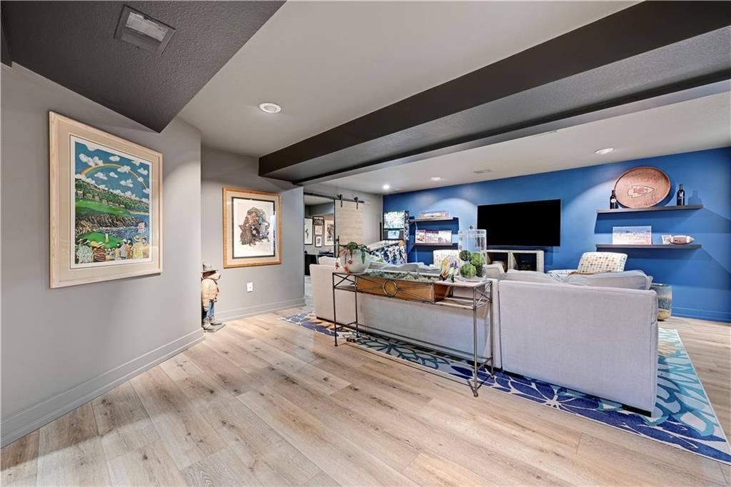 5703 W 128th Street — photo 47