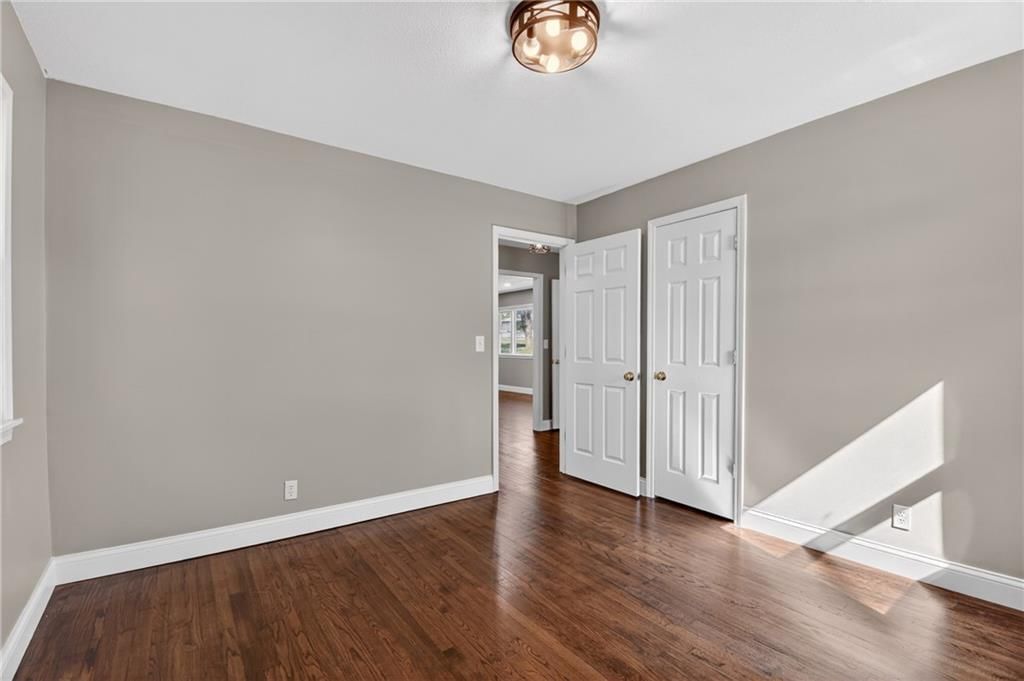 1901 Crestwood Drive — photo 15